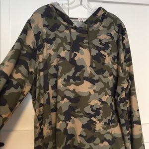 Women’s Camo Hoodie